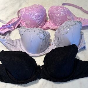 Victorias Secret 3 Bras